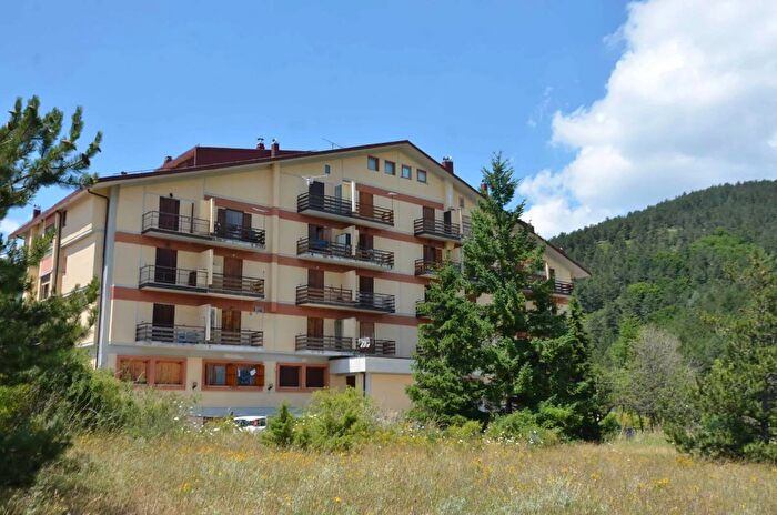 Appartamento trilocale in affitto in Via Arano, Ovindoli