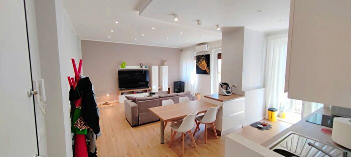 Appartamento quadrilocale in vendita in Via Orfanotrofio Biella, Biella