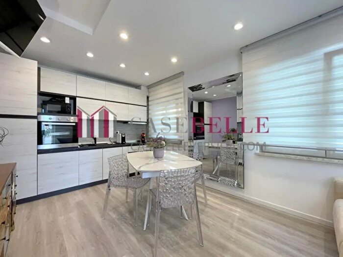 Casa trilocale in affitto in Camaiore