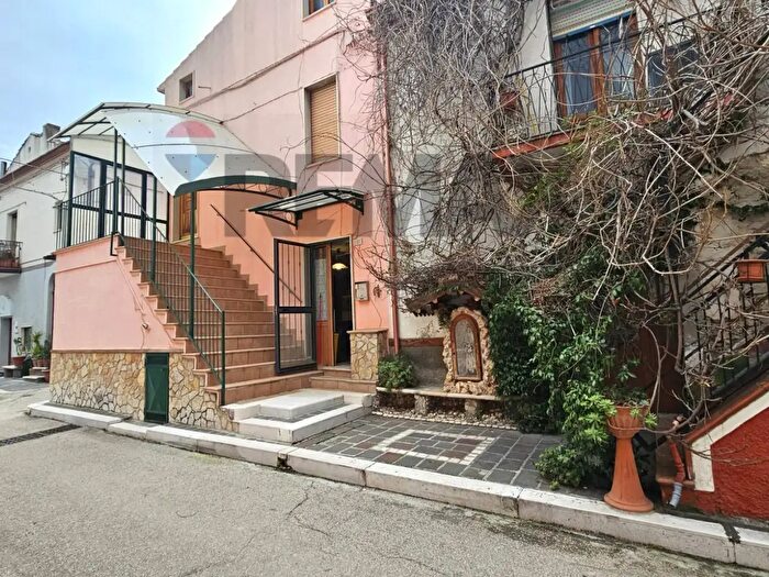 Appartamento con 5 locali in vendita in Via di Ruberto, Pietramontecorvino