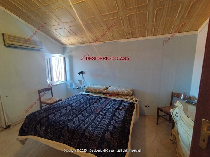 Appartamento con 5 locali in vendita in Petralia Soprana