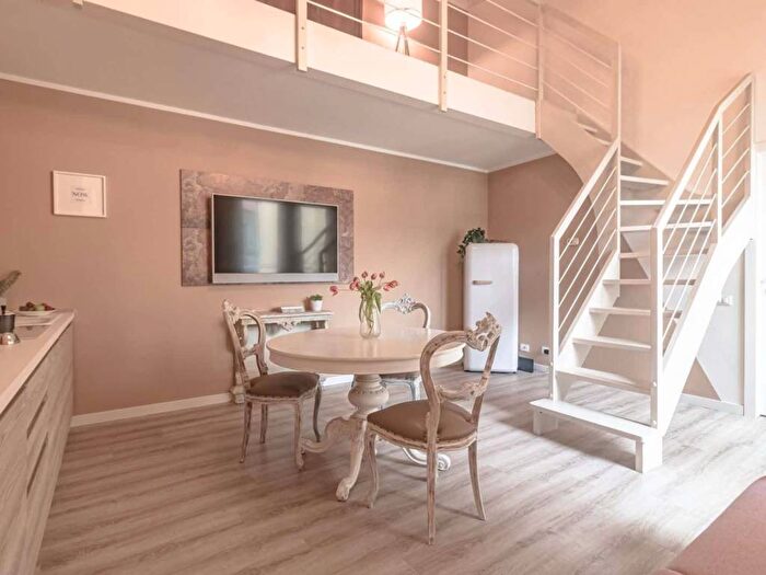 Appartamento bilocale in affitto in Via Angelo Bellani, Centro Storico, Monza