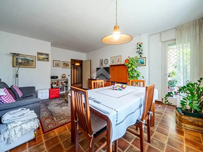 Appartamento con 5 locali in vendita in Via Galileo Galilei, Rovereto