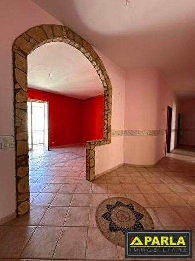 Casa con 6 locali in vendita in Via F Alaimo, Campobello Di Licata