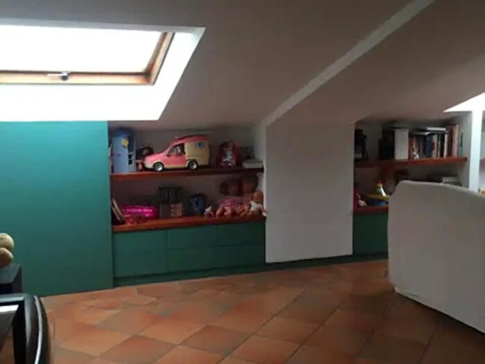Appartamento quadrilocale in vendita in Corso Vittorio Emanuele III, Valverde