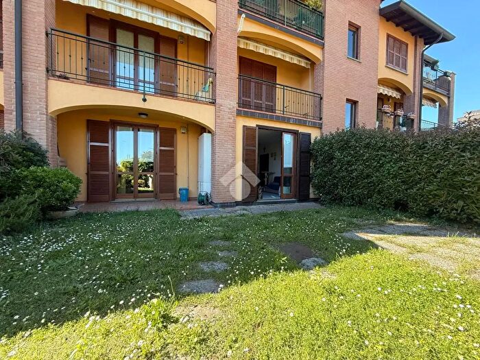 Appartamento trilocale in vendita in Via G Rossini, Cantu
