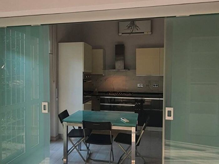 Appartamento monolocale in affitto in Corso Europa, Quinto, Genova