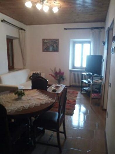 Appartamento trilocale in vendita in Via Tarcisio Tassi, Poggio San Marcello