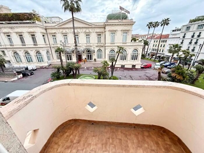 Appartamento con 5 locali in vendita in Corso degli Inglesi Sanremo, Sanremo