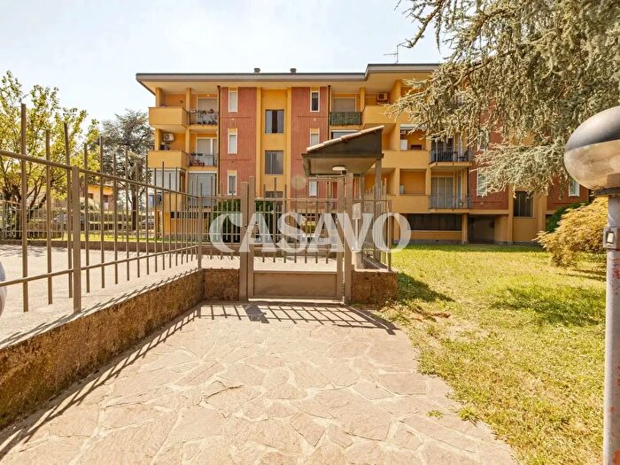 Appartamento quadrilocale in vendita in Via Alcide De Gasperi, Agrate Brianza