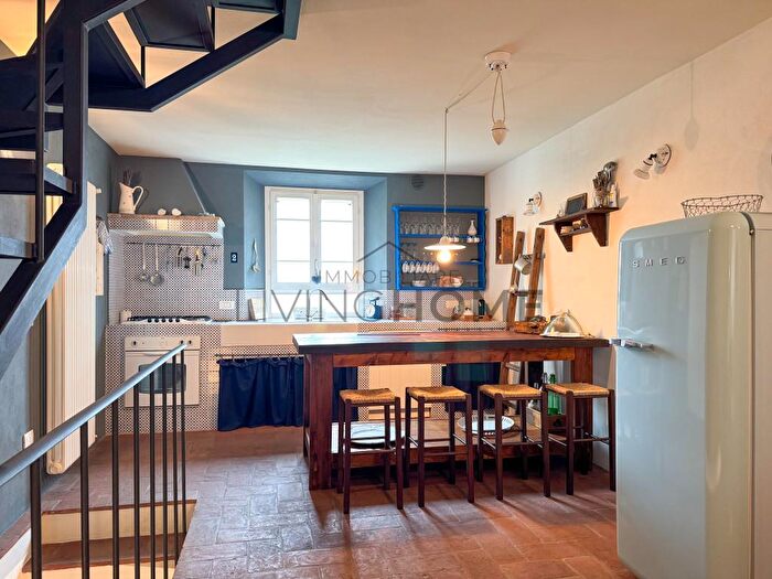 Appartamento trilocale in vendita in Via Zuppa, Santarcangelo Di Romagna