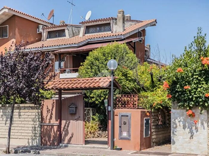 Casa trilocale in vendita in Via Vito Pietroforti, Cerveteri