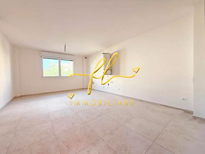 Appartamento trilocale in vendita in Rosignano Marittimo