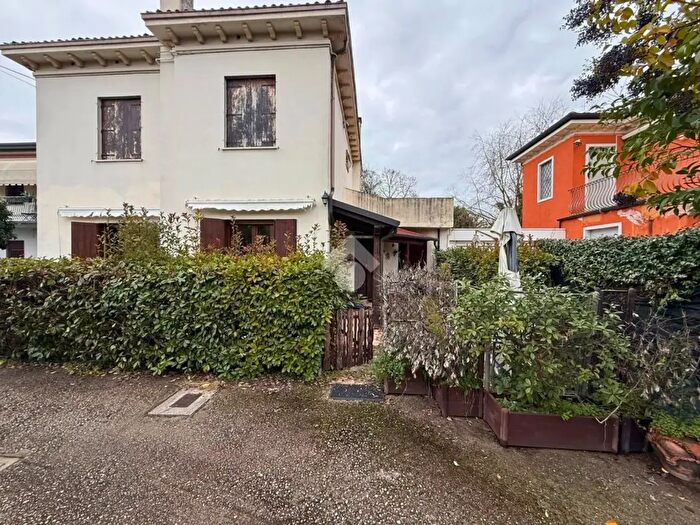 Casa quadrilocale in vendita in Via Antonio Gramsci, Mogliano Veneto