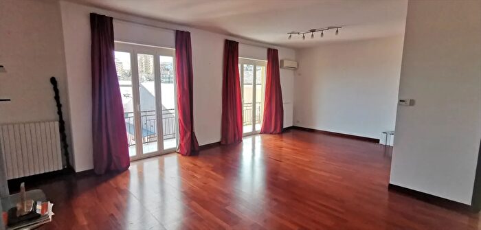 Appartamento quadrilocale in vendita in Via Tricalle, Chieti