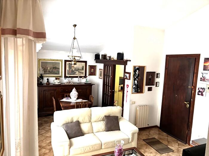 Casa con 5 locali in vendita in Vicolo di Bellaria, Campagnatico