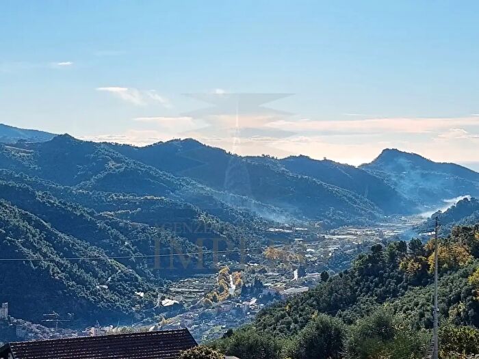 Casa con 20 locali in vendita in Strada Provinciale, Dolceacqua