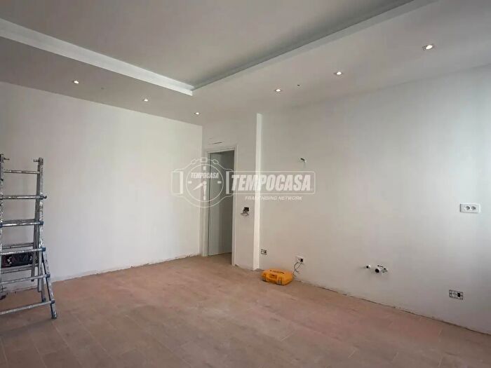 Appartamento trilocale in vendita in Via Filippo Turati, Sedriano