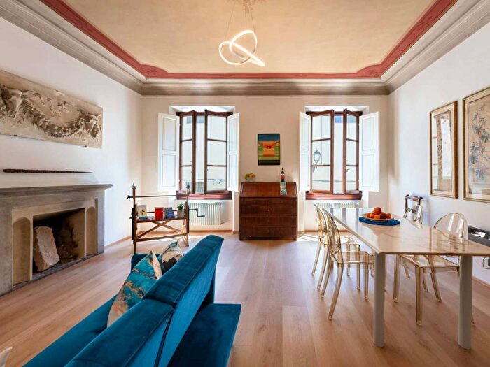 Appartamento trilocale in affitto in Via Santa Reparata, San Marco SS Annunziata, Firenze