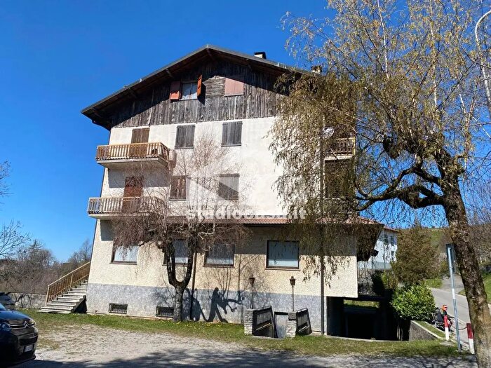 Appartamento bilocale in vendita in Via Colombera, Zogno