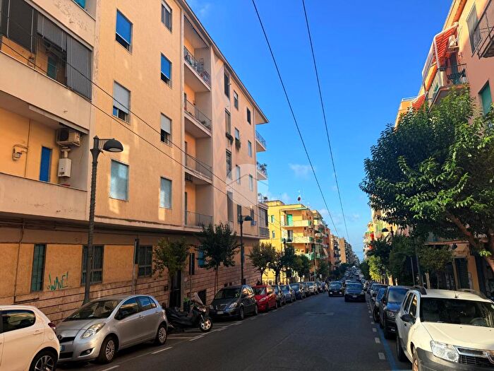 Appartamento con 6 locali in vendita in Via della Libertà, Portici