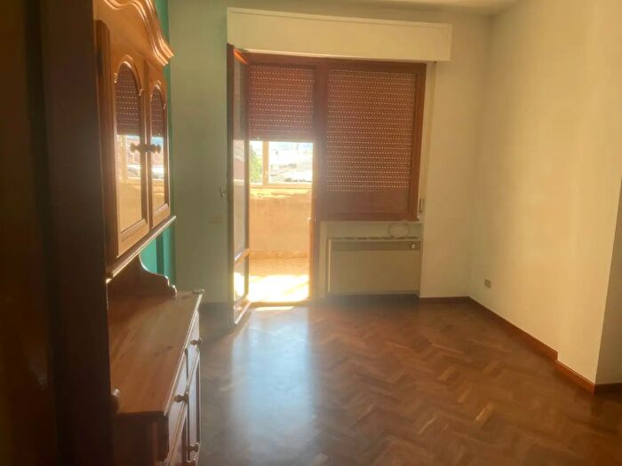 Appartamento con 6 locali in vendita in Via Don Minzoni, Fabriano