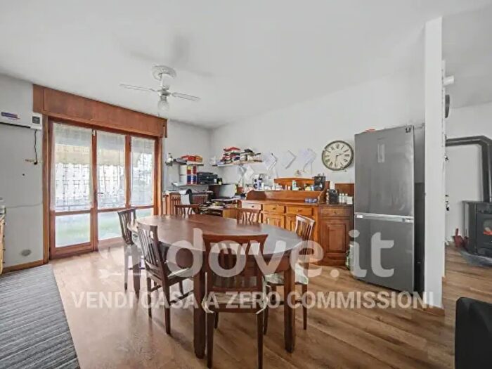 Casa quadrilocale in vendita in Via Roma, San Vito Di Leguzzano