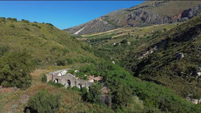Casa in vendita in Via Vincenzo Tobia, Castellammare Del Golfo