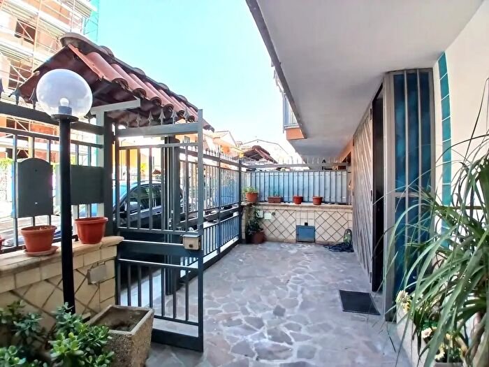 Casa con 7 locali in vendita in Via Marchesella, Giugliano In Campania