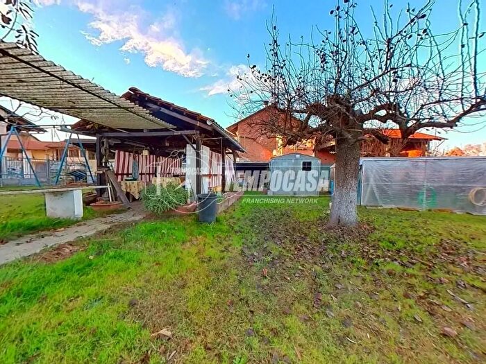 Case in Vendita e in Affitto - 3