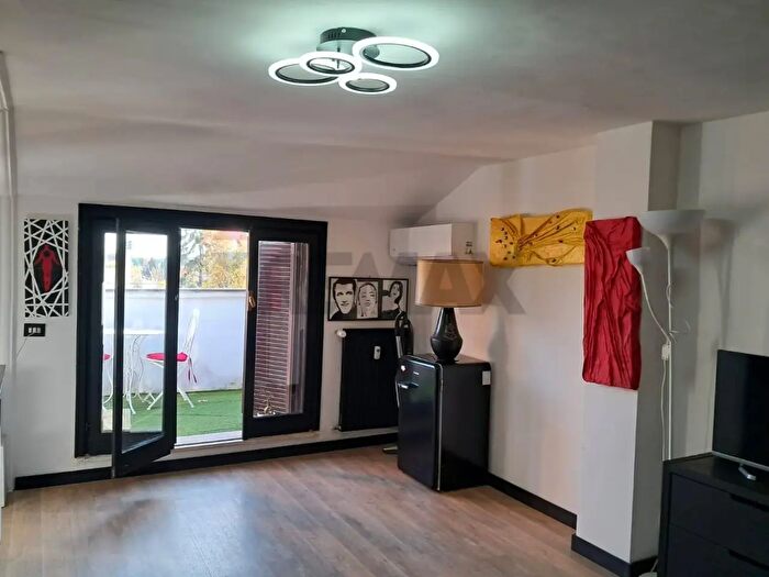 Appartamento bilocale in vendita in Via Cassia, Roma