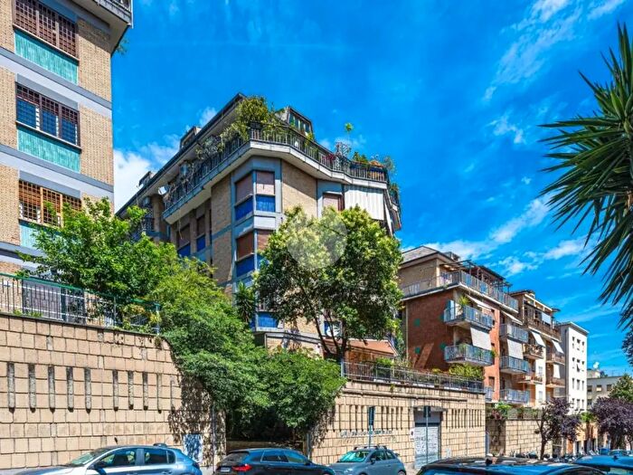 Appartamento bilocale in vendita in Via di S Tommaso d'Aquino, Roma