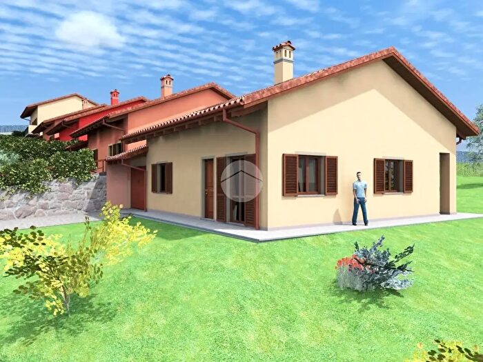 Casa quadrilocale in vendita in Str dell'Eremita, Pocapaglia