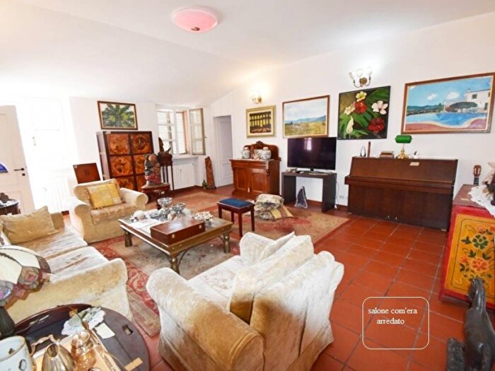 Appartamento con 5 locali in affitto in Via dei Mille, Via della Rocca, Torino