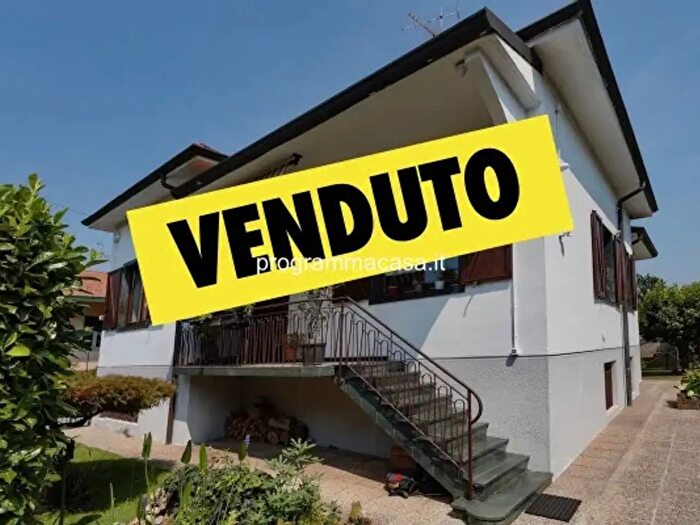 Casa con 5 locali in vendita in Cernusco Sul Naviglio