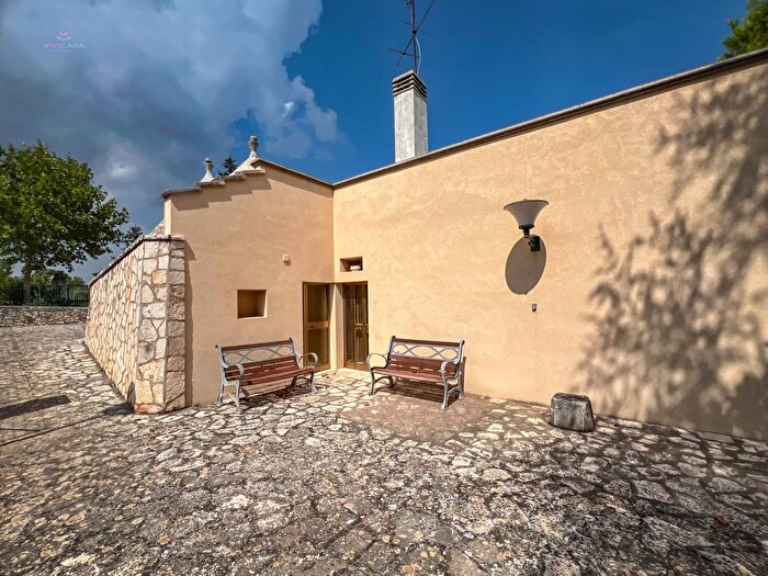 Casa bilocale in vendita in Strada Comunale Pozzo Serralto Putignano, Putignano