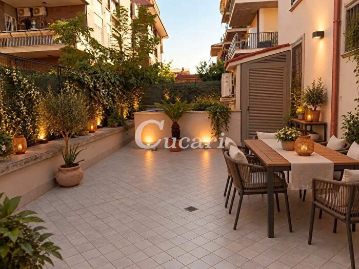 Appartamento bilocale in vendita in Via XXV Luglio, Grottaferrata