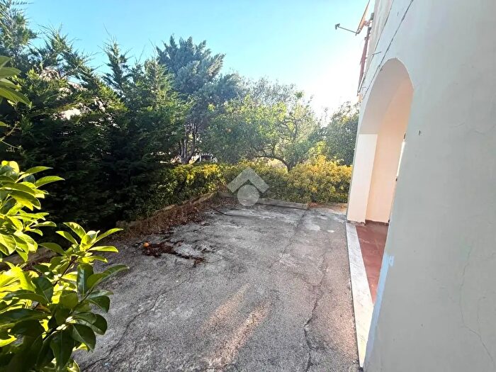 Casa quadrilocale in vendita in Via Casa Cirillo, Trecase