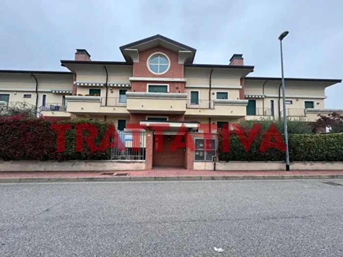 Appartamento bilocale in vendita in Via Giovanni Garavaglia, Ossona
