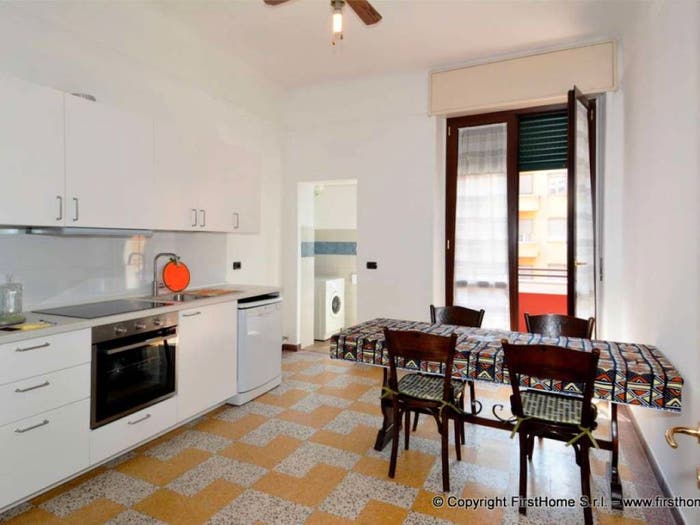 Appartamento trilocale in affitto in via privata Cibrario, Rovereto, Milano