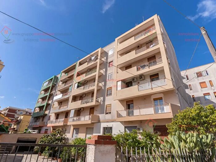 Appartamento trilocale in vendita in Siracusa