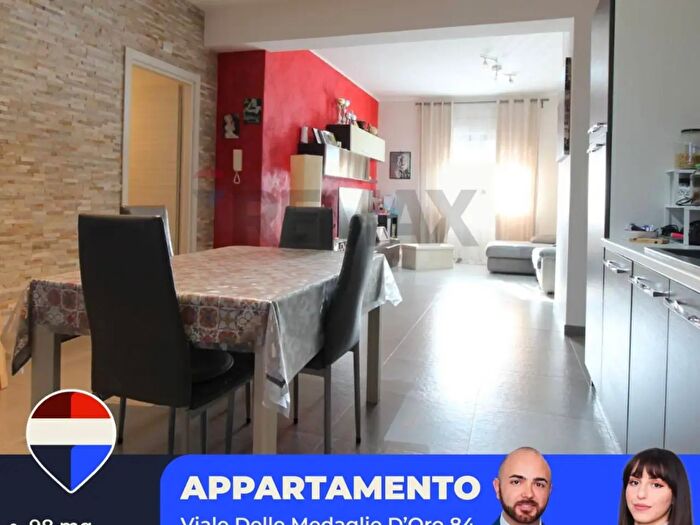 Appartamento trilocale in vendita in Viale delle Medaglie dOro, Catania