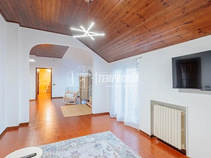 Appartamento quadrilocale in vendita in Via Emilio Lepido, Parma