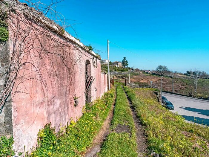 Casa trilocale in vendita in Contrada Coniglio, SantAlfio
