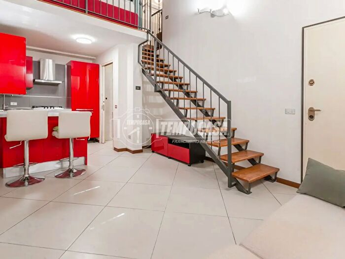 Appartamento monolocale in affitto in Via Giorgio Stephenson, Milano