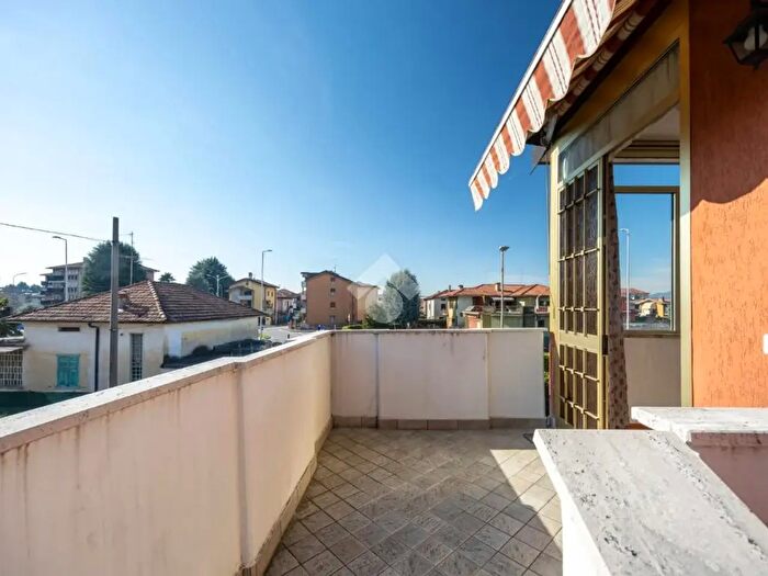 Appartamento trilocale in vendita in Via Carlo Pisacane, Dalmine