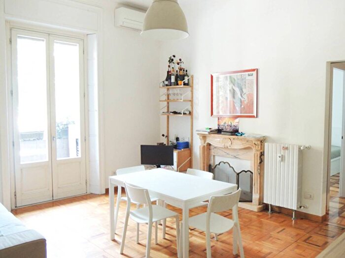 Appartamento trilocale in affitto in Via Giovan Battista Pergolesi, Buenos Aires, Milano