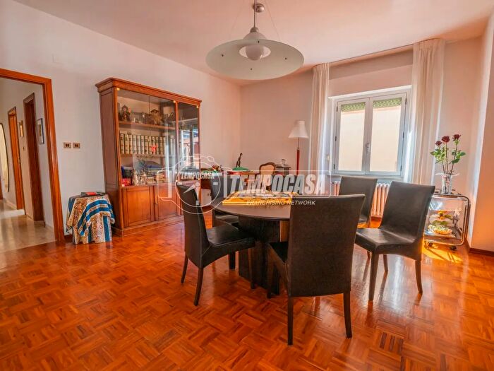Appartamento quadrilocale in vendita in Viale Alcide De Gasperi, San Benedetto Del Tronto