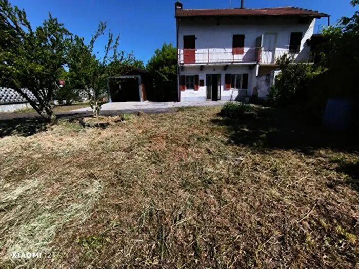 Casa trilocale in vendita in Crescentino
