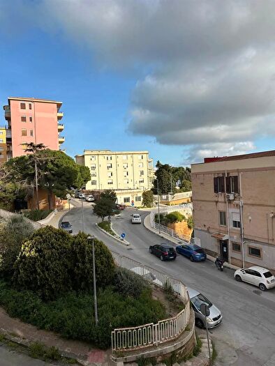 Appartamento quadrilocale in vendita in Piazza Diodoro Siculo Agrigento, Agrigento
